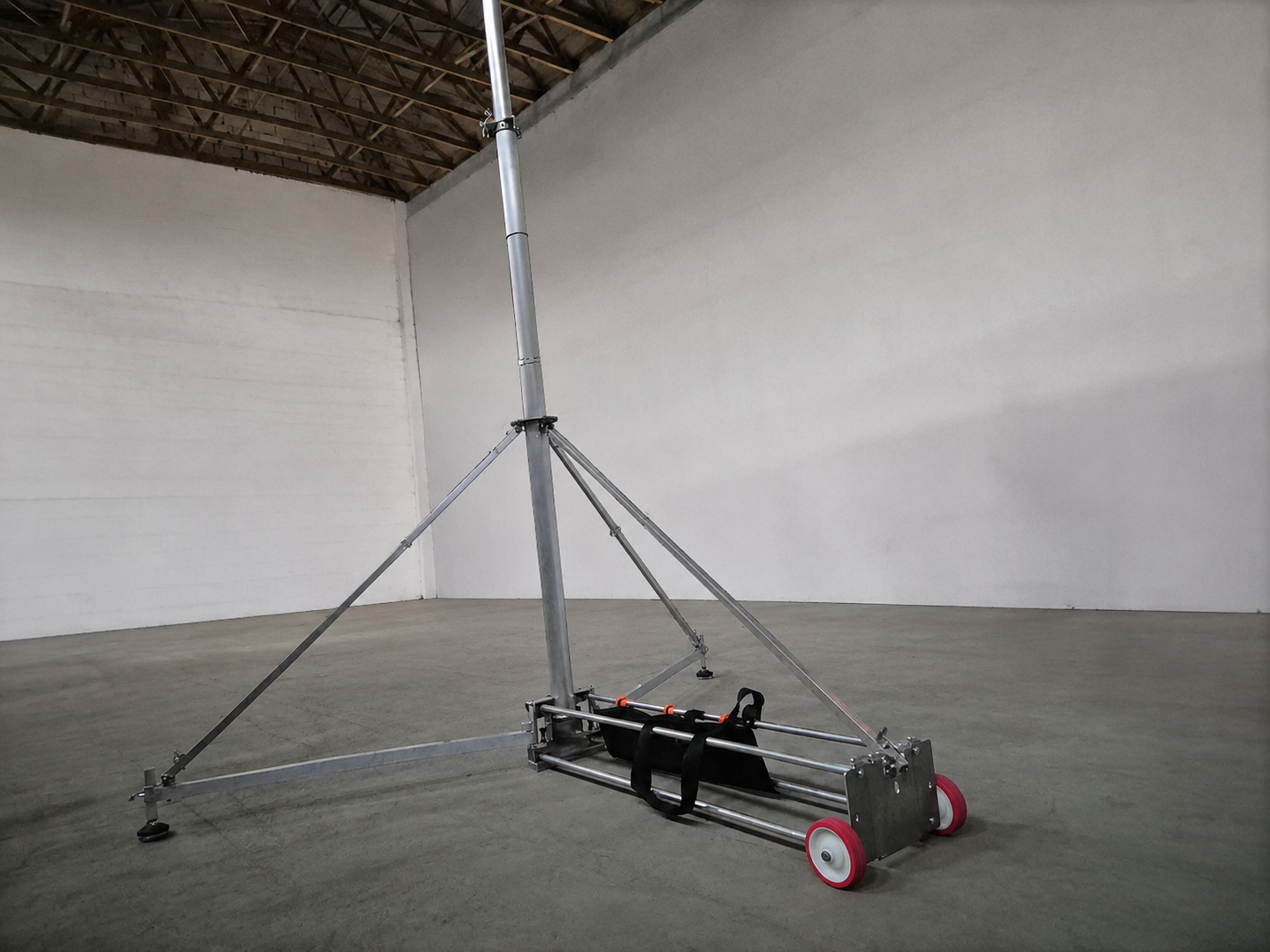 Tactical Mast Full Side View